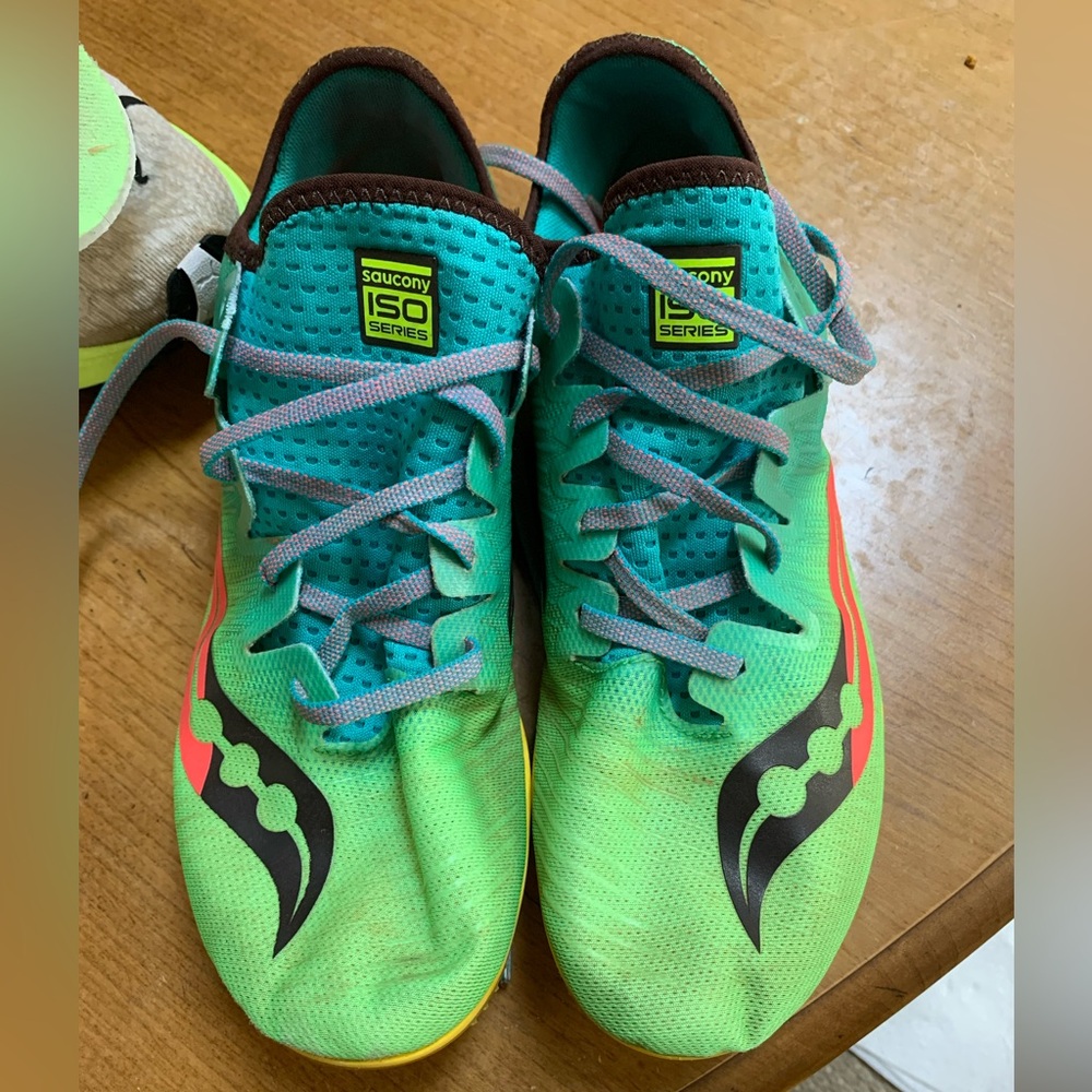 Saucony Havok track/cross country XC spikes size 9